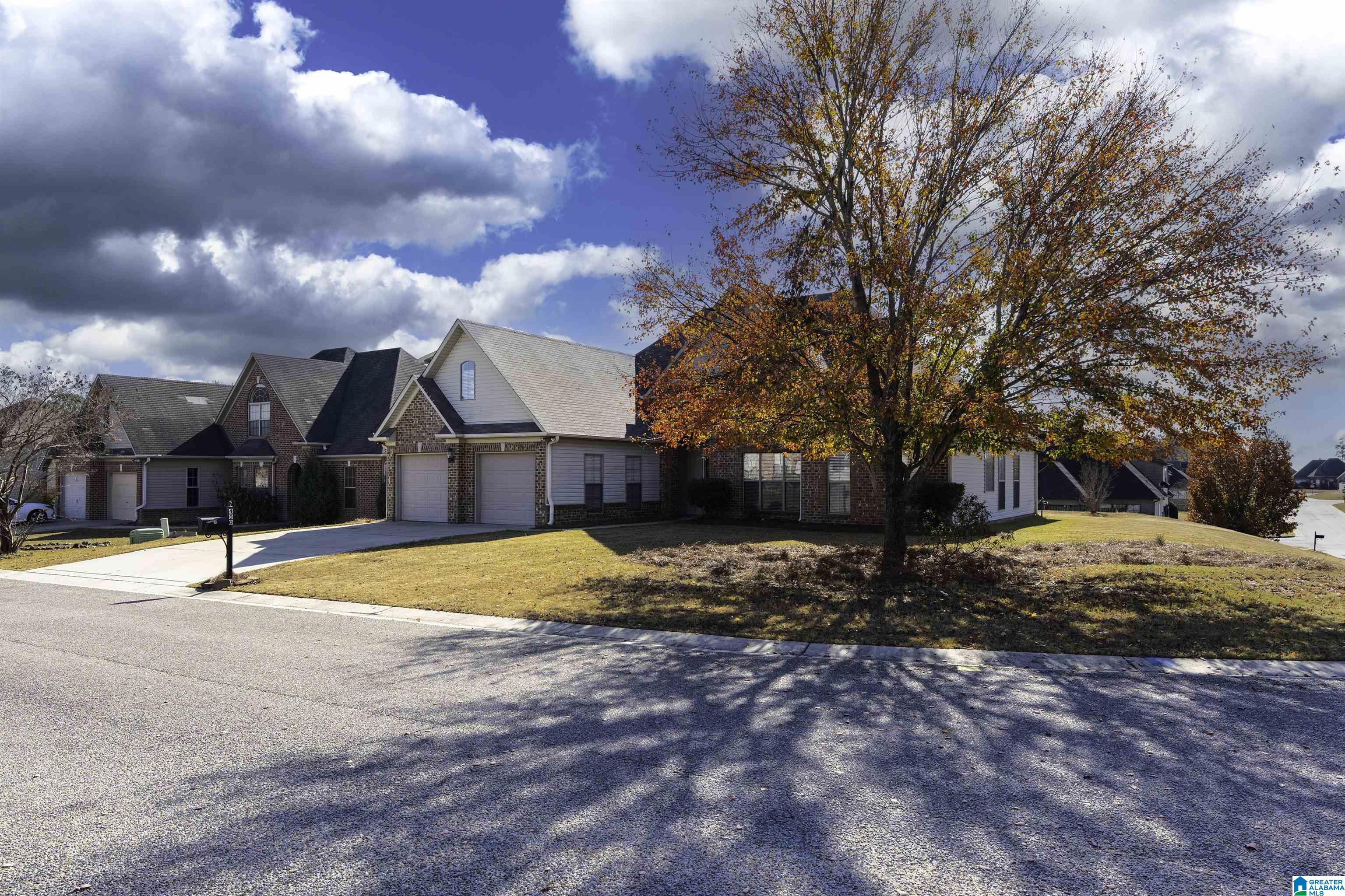 400 Oakwell Cove Calera, AL 35040 - Photo 2 of 40