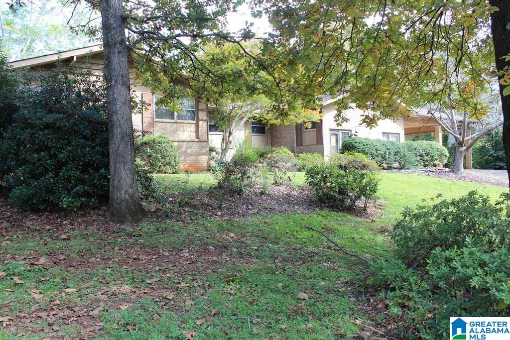 15 Cliff Road Childersburg, AL 35044 - Photo 2 of 32
