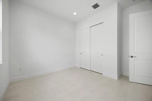 $5,500 | 15144 Wildwood Circle, Westlake, FL 33470