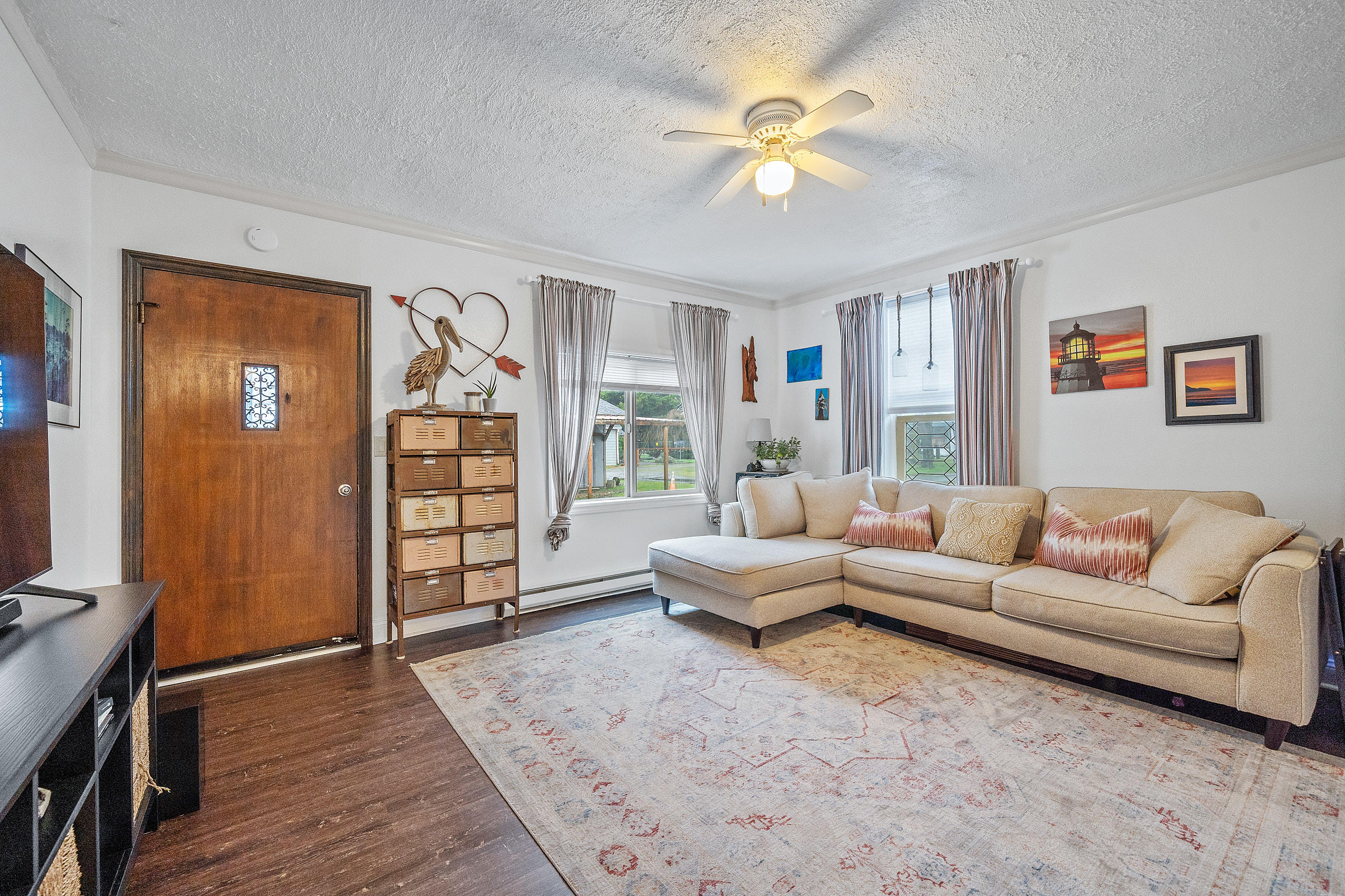 809 1/2 4th Street Tillamook, OR 97141 - Photo 11 of 21 DSC02617
