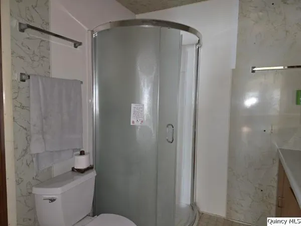 $49,900 | 81 West 3rd Street, Dallas City, IL 62330