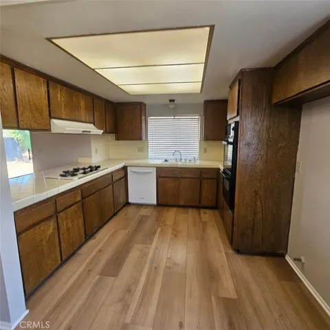 $3,300 | 5090 Viceroy Avenue, Norco, CA 92860