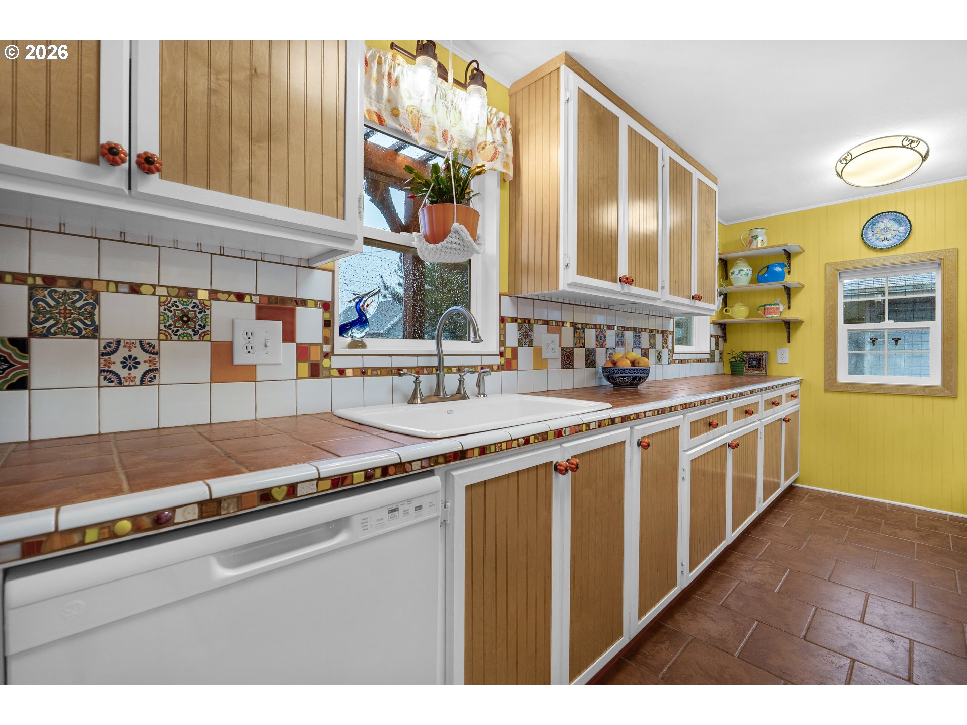 810 16th Avenue Seaside, OR 97138 - Photo 16 of 41