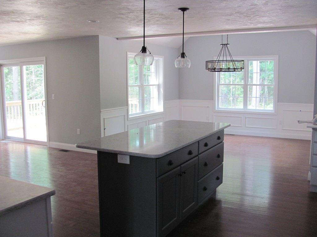 10 Harbor Trace Road Townsend, MA 01469 - Photo 14 of 15