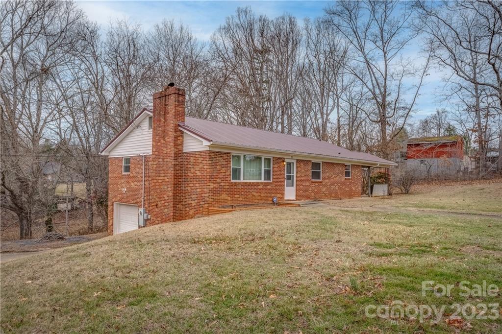 132 Martin Branch Road Leicester, NC 28748 - Photo 1 of 13 Gallery Image 1