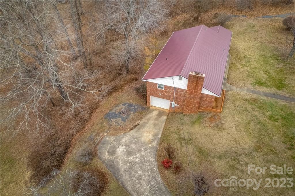 132 Martin Branch Road Leicester, NC 28748 - Photo 8 of 13 Gallery Image 8