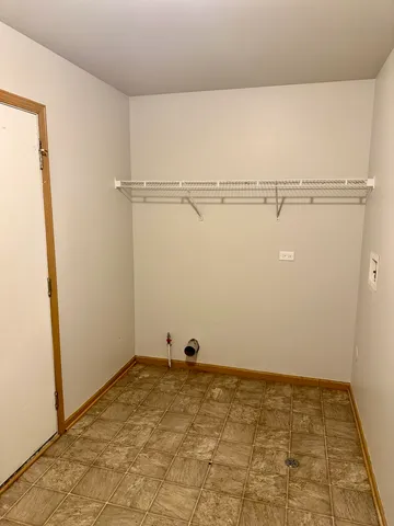 $377,000 | 6216 Pond View Drive, Matteson, IL 60443