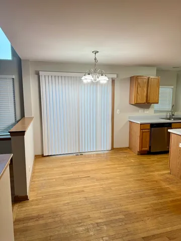 $377,000 | 6216 Pond View Drive, Matteson, IL 60443