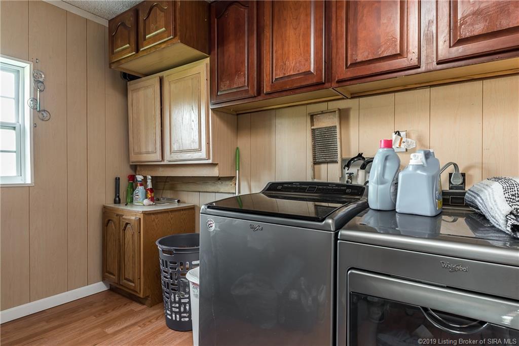 9236 Hollrah Road Pekin, IN 47165 - Photo 14 of 31 Gallery Image 14