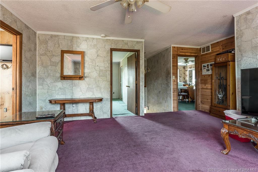 9236 Hollrah Road Pekin, IN 47165 - Photo 18 of 31 Gallery Image 18