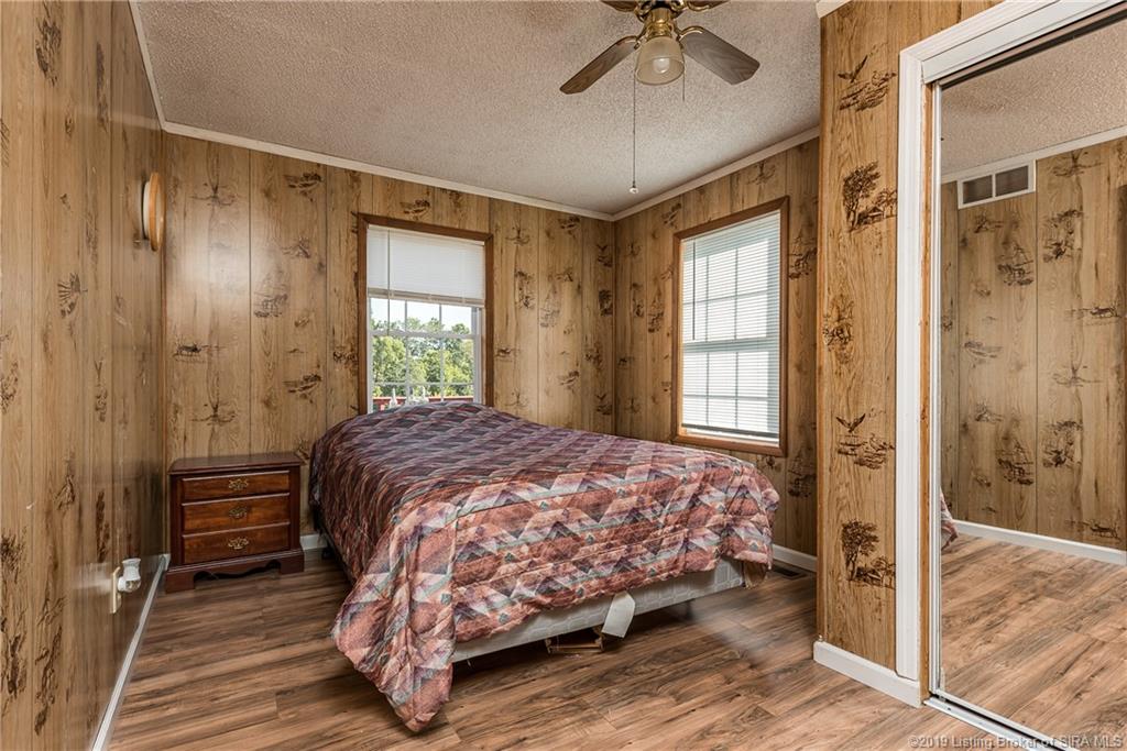 9236 Hollrah Road Pekin, IN 47165 - Photo 23 of 31 Gallery Image 23