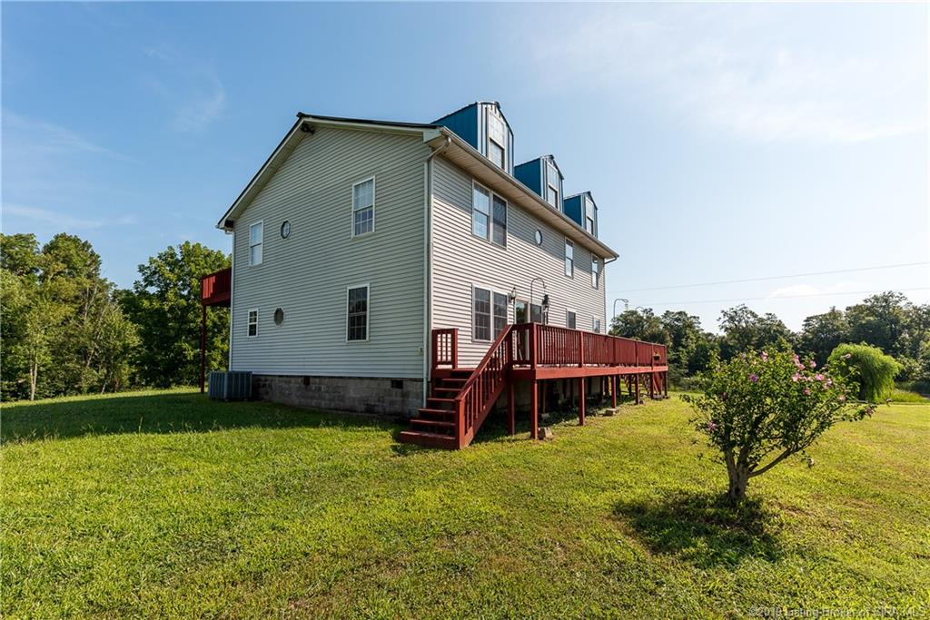 9236 Hollrah Road Pekin, IN 47165 - Photo 3 of 31 Gallery Image 3