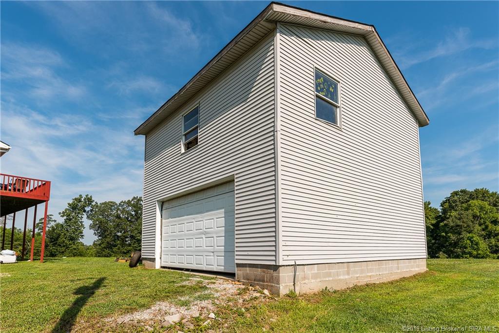 9236 Hollrah Road Pekin, IN 47165 - Photo 6 of 31 Gallery Image 6