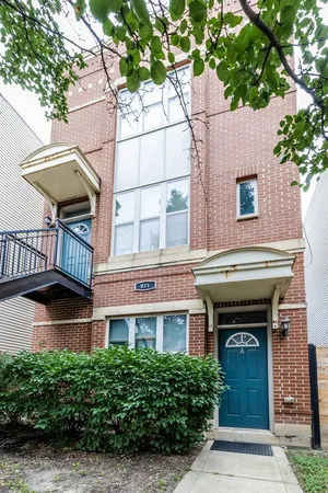 $615,000 | 811 South Kedzie Avenue, Chicago, IL 60612