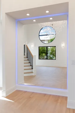 $2,900,000 | 9427 Falling Waters Drive West, Burr Ridge, IL 60527