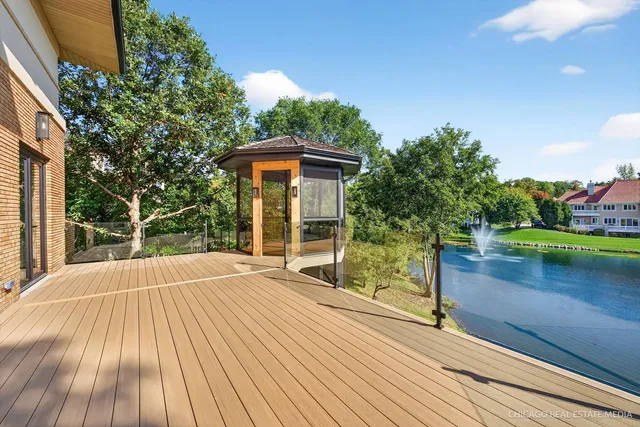 $2,900,000 | 9427 Falling Waters Drive West, Burr Ridge, IL 60527