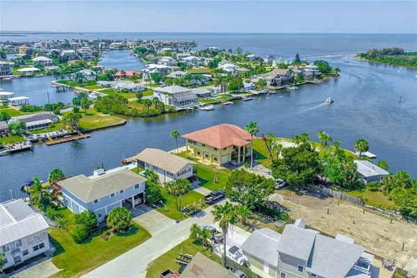 $3,300 | 3272 Minnow Creek Drive, Hernando Beach, FL 34607