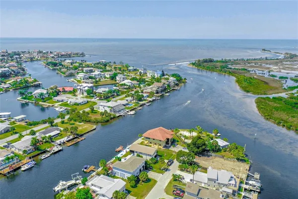 $3,300 | 3272 Minnow Creek Drive, Hernando Beach, FL 34607