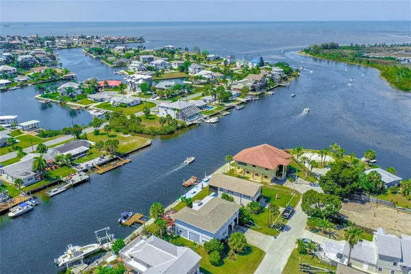 $3,300 | 3272 Minnow Creek Drive, Hernando Beach, FL 34607