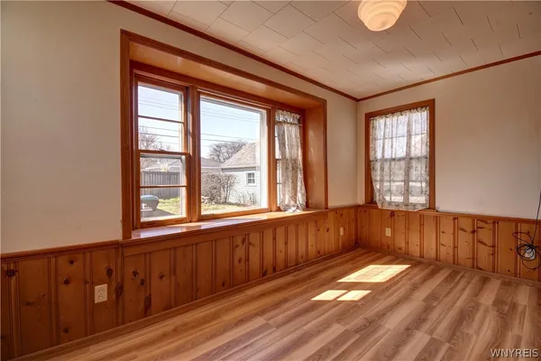 $215,000 | 244 Renwood Avenue, Tonawanda, NY 14217