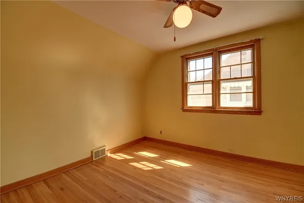 $215,000 | 244 Renwood Avenue, Tonawanda, NY 14217