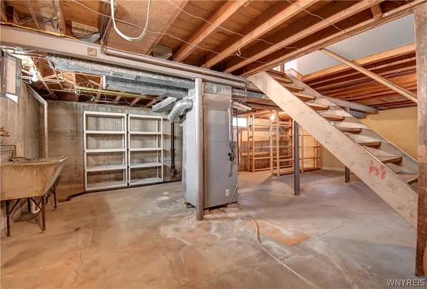 $215,000 | 244 Renwood Avenue, Tonawanda, NY 14217