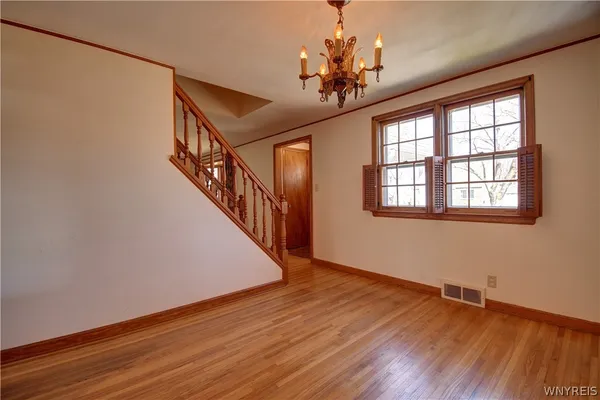 $215,000 | 244 Renwood Avenue, Tonawanda, NY 14217