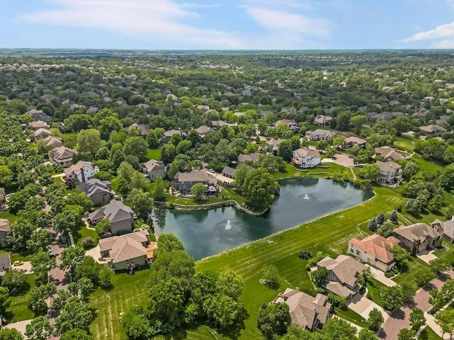 $675,000 | 14602 Grant Lane, Overland Park, KS 66221