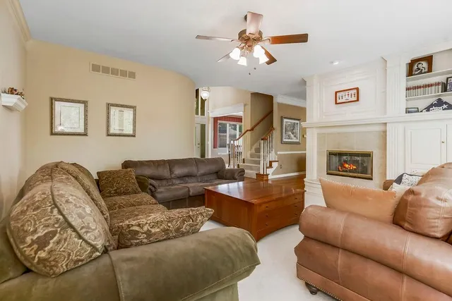 $675,000 | 14602 Grant Lane, Overland Park, KS 66221