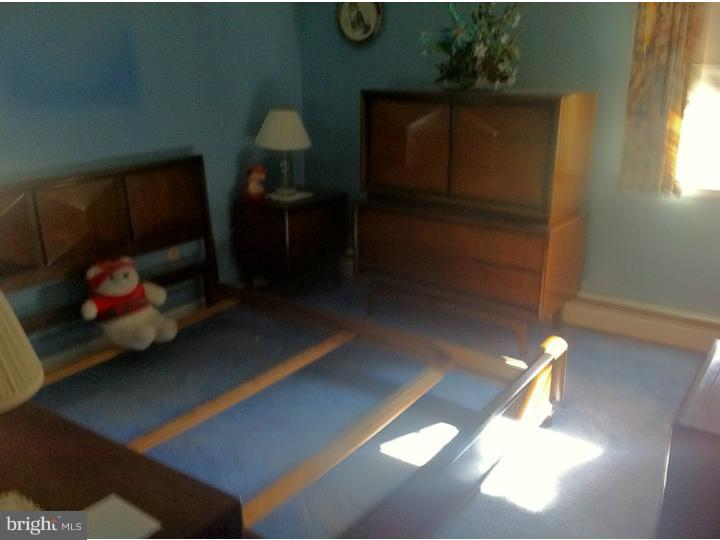 1022 Warren Road West Chester, PA 19382 - Photo 8 of 11 Bedroom