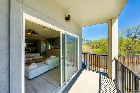 $425,000 | 419 Ira Avenue, Unit 1102, San Antonio, TX 78209