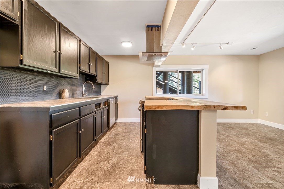 9490 Weidkamp Road Lynden, WA 98264 - Photo 22 of 39