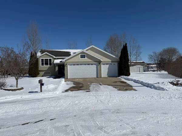 $379,000 | 1006 12th Court Northwest, Perham, MN 56573