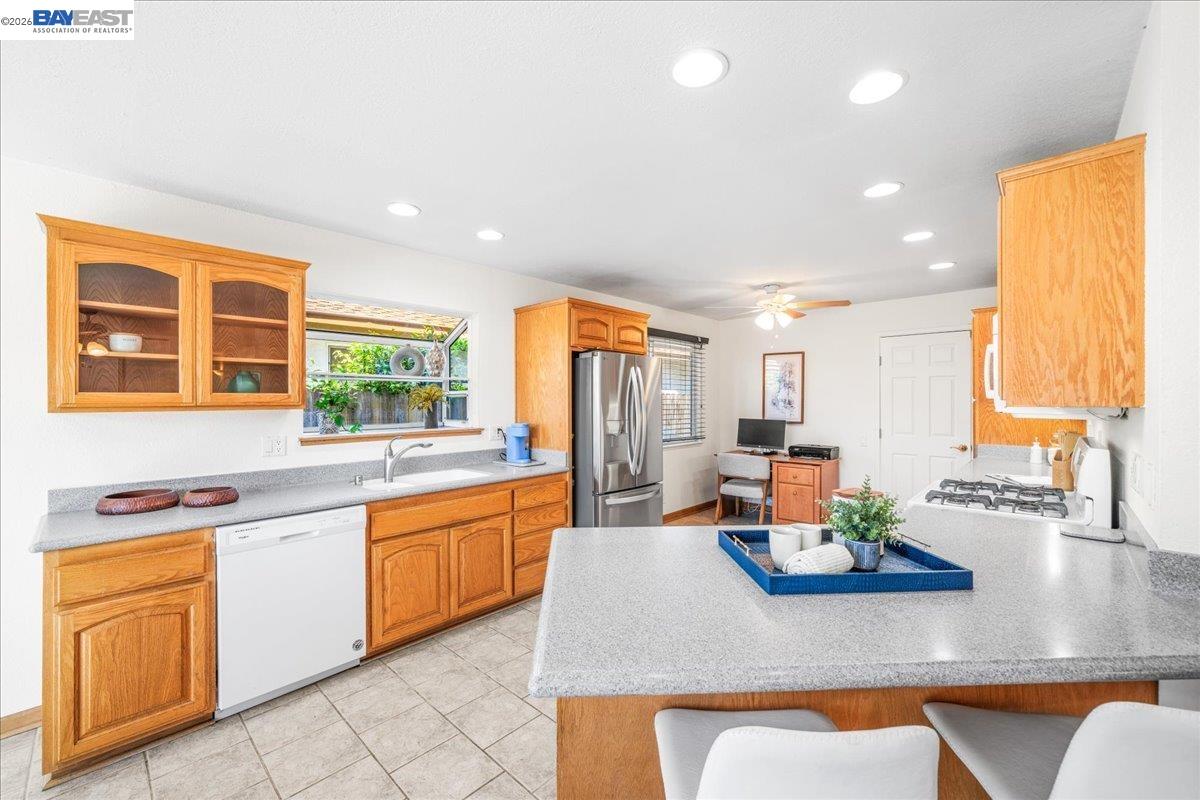 1228 Shelburne Road Livermore, CA 94551 - Photo 9 of 56