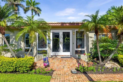 $2,250,000 | 359 Poinciana Drive, Fort Lauderdale, FL 33301