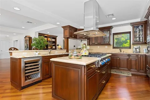 $2,250,000 | 359 Poinciana Drive, Fort Lauderdale, FL 33301