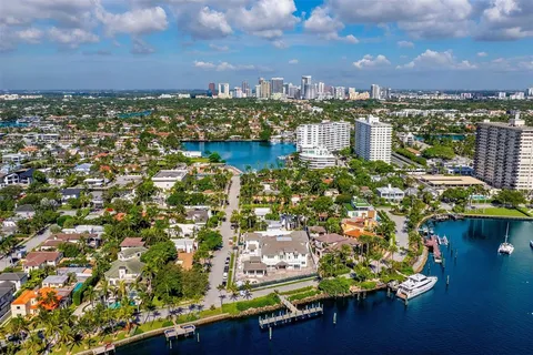 $2,250,000 | 359 Poinciana Drive, Fort Lauderdale, FL 33301