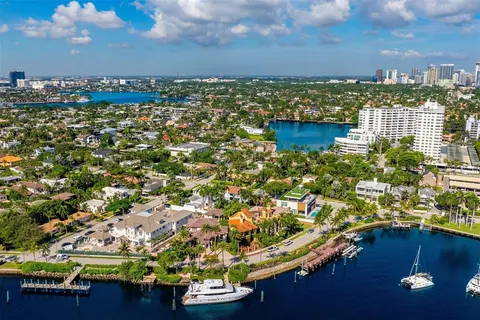 $2,250,000 | 359 Poinciana Drive, Fort Lauderdale, FL 33301