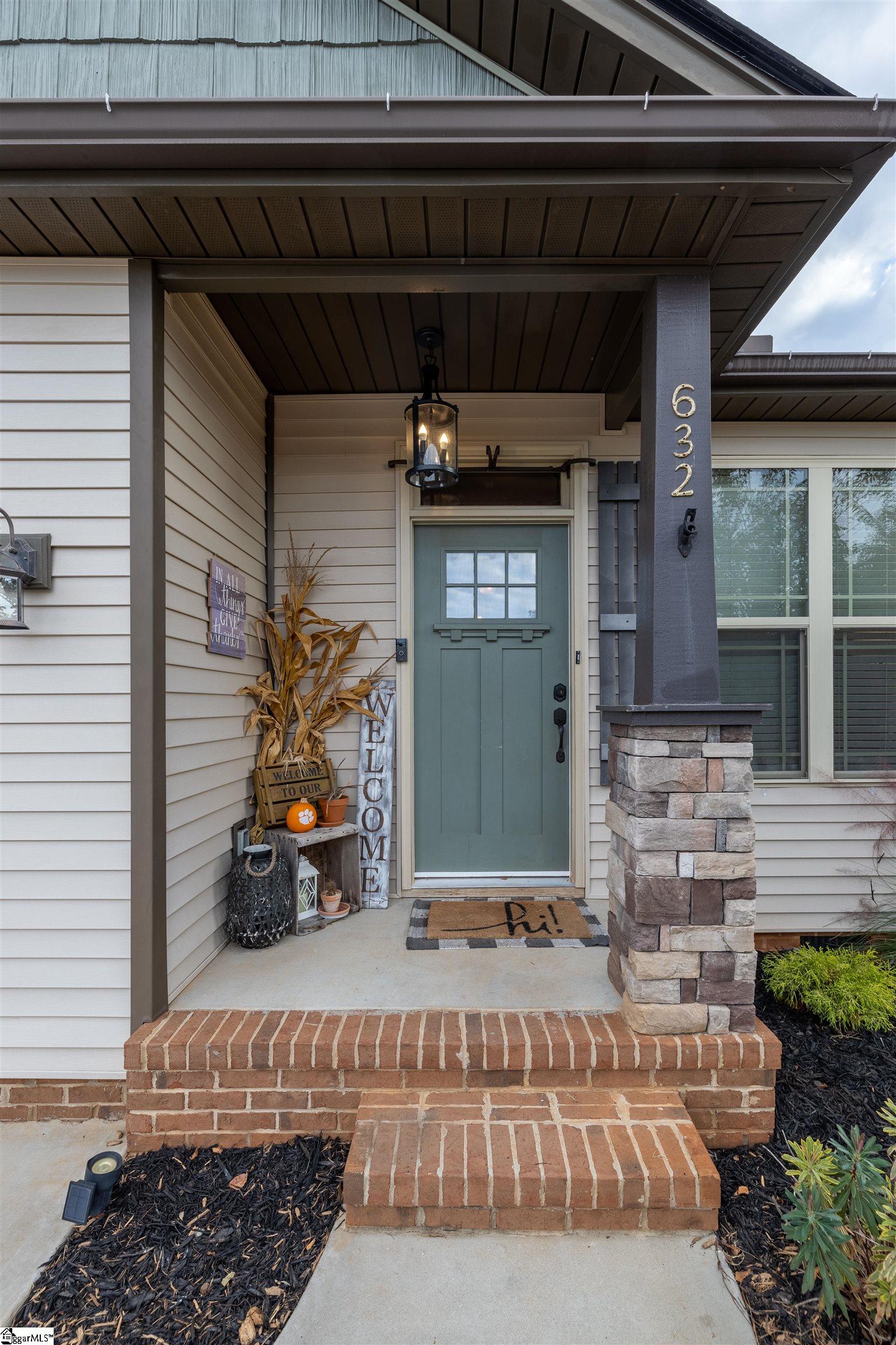 632 Chartwell Drive Greer, SC 29650 - Photo 3 of 28