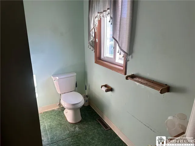 $185,000 | 363 North Central Avenue, Springville, NY 14141