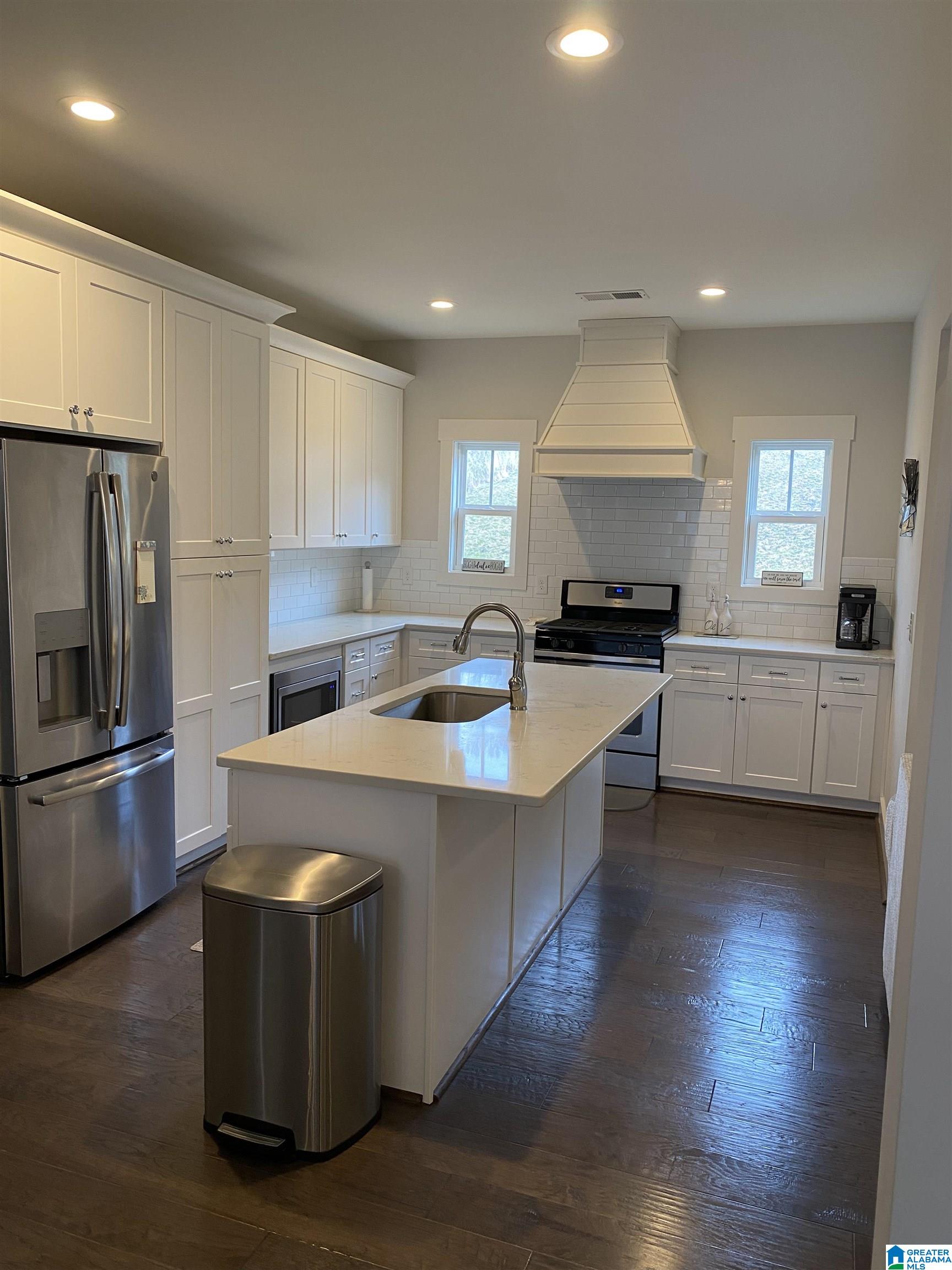7411 Bella Rosa Cove Leeds, AL 35094 - Photo 4 of 10 Gallery Image 4