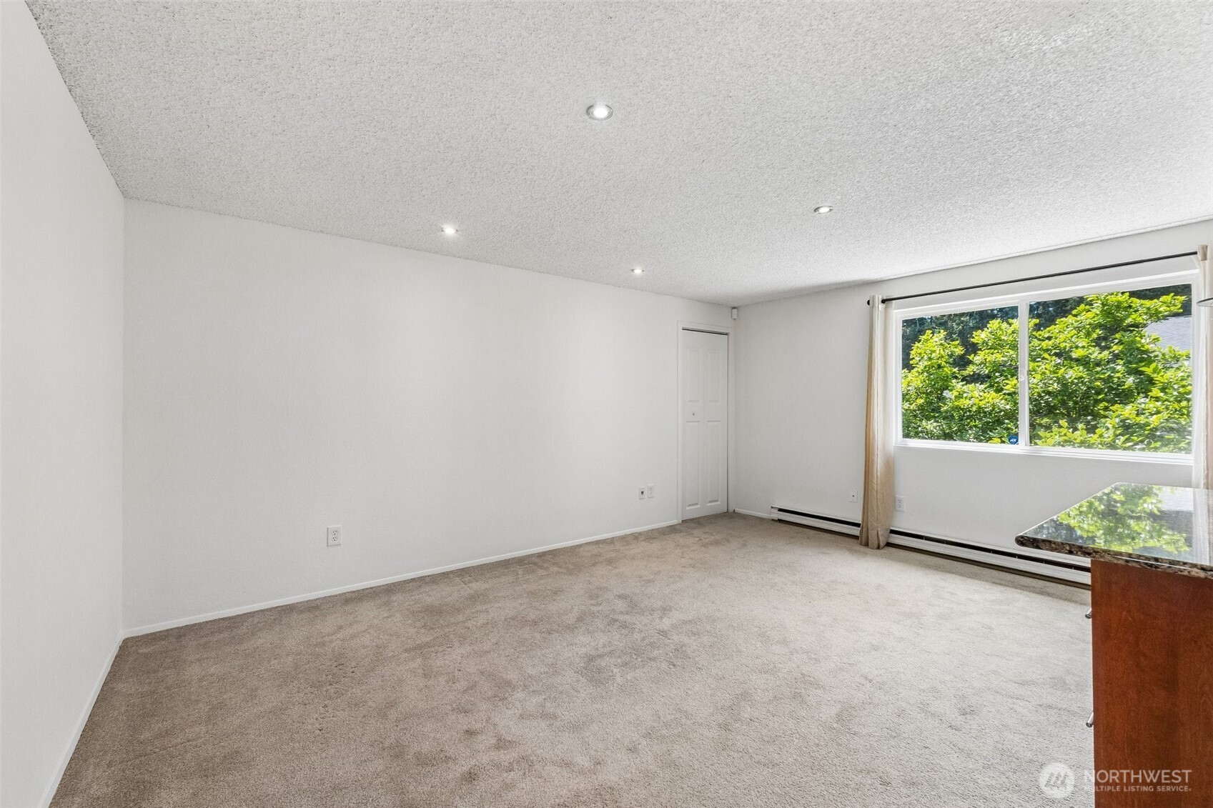 7909 218th Street Southwest, Unit 4 Edmonds, WA 98026 - Photo 13 of 28