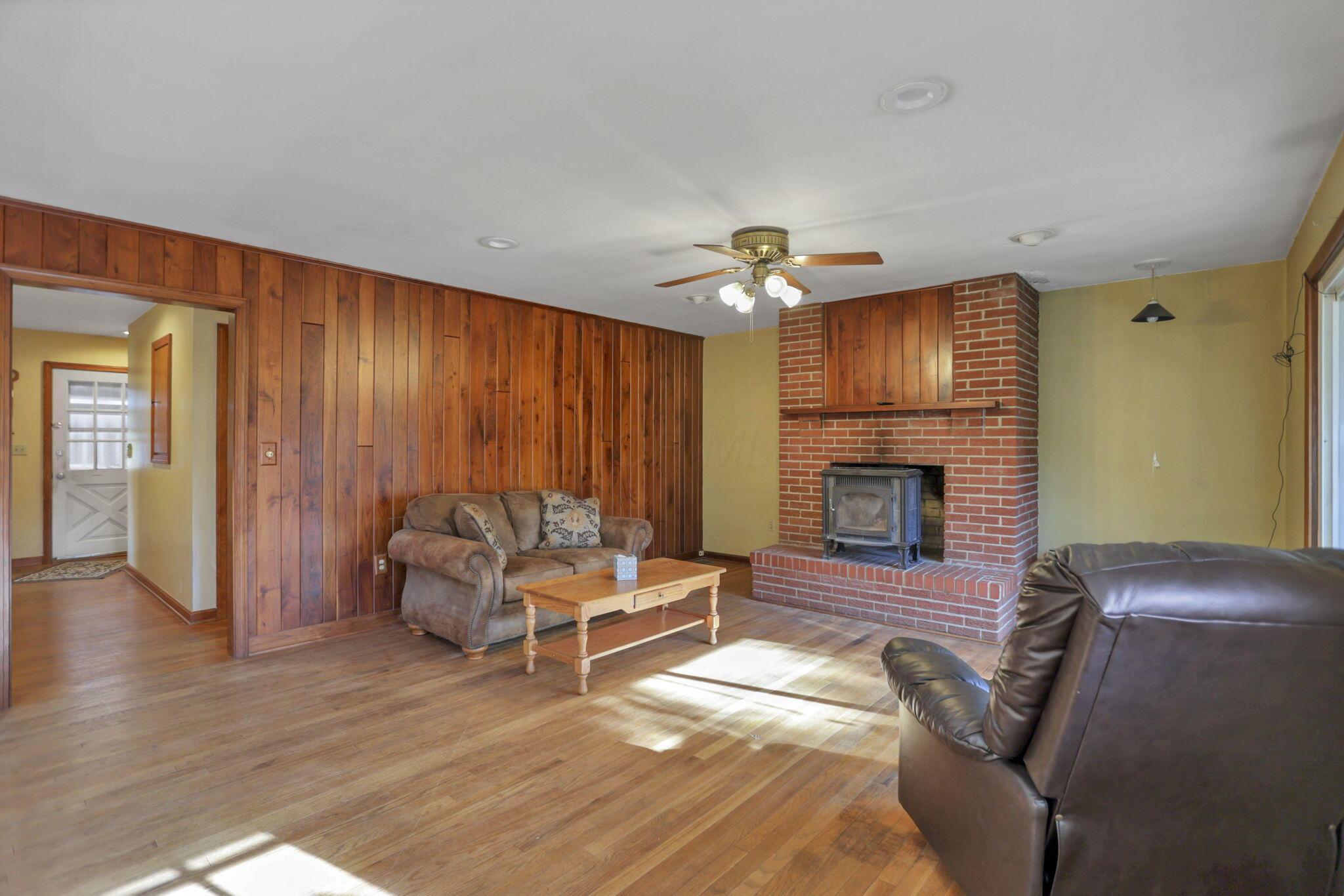 580 Tarkiln Road Southeast Lancaster, OH 43130 - Photo 10 of 98 10-web-or-mls-BS5A9517