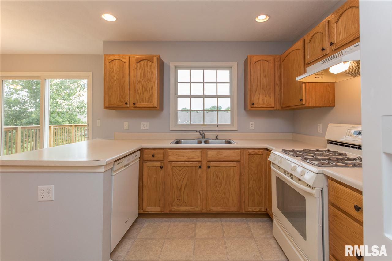 1922 Cobblestone Washington, IL 61571 - Photo 14 of 36 Gallery Image 14