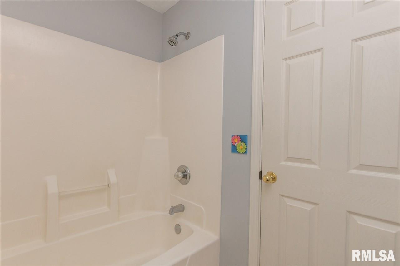 1922 Cobblestone Washington, IL 61571 - Photo 30 of 36 Gallery Image 30