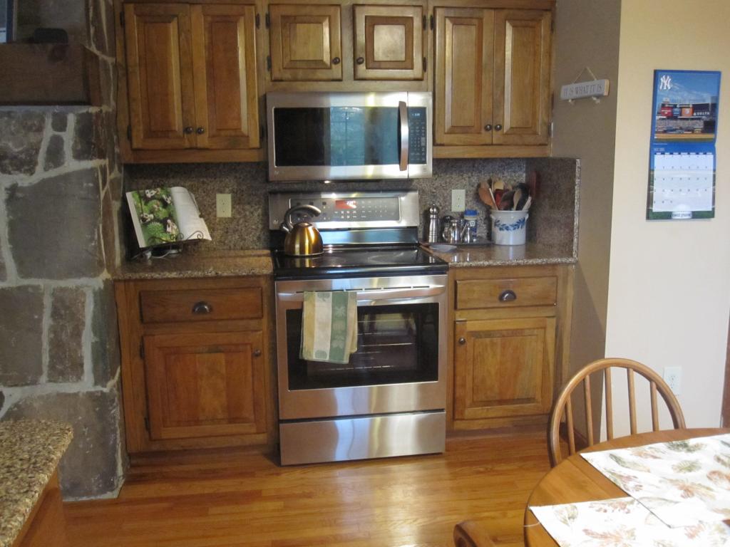 144 Greenwood Road Dublin, NH 03444 - Photo 4 of 19 Gallery Image 4