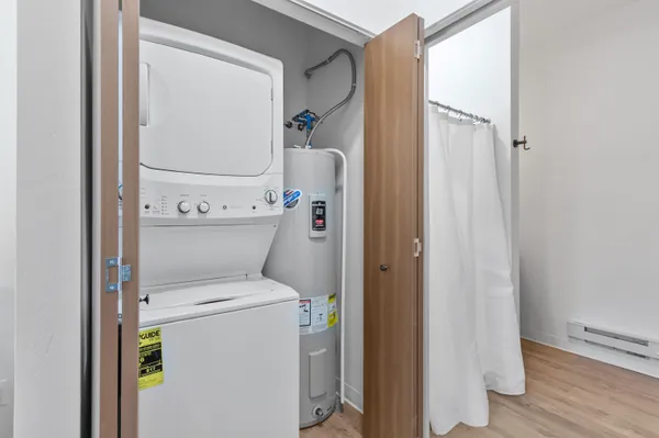 $199,000 | 1360 American Drive, Unit 5, Neenah, WI 54956