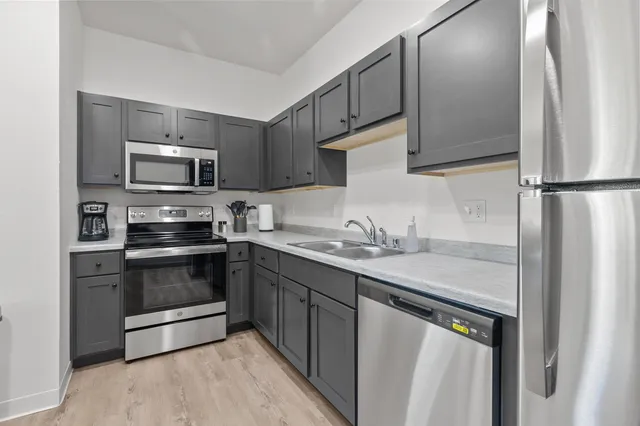 $199,000 | 1360 American Drive, Unit 5, Neenah, WI 54956