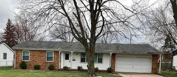 $1,097 | 210 West Virginia Avenue, Peoria, IL 61604