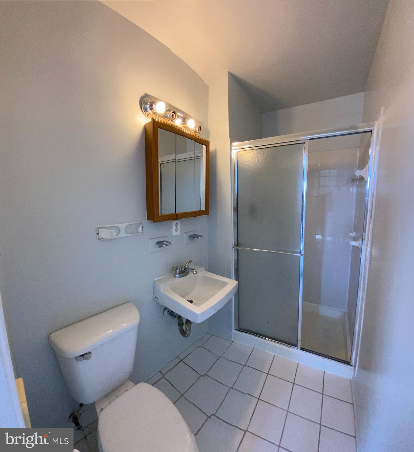 14421 Gunstock Court, Unit 4R Silver Spring, MD 20906 - Photo 27 of 44 Basement full bath!